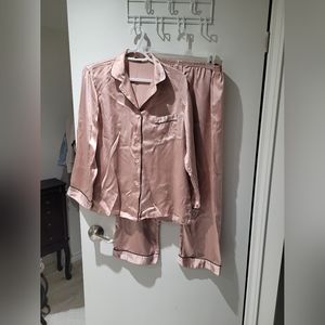BNWOT 100% silk pjs pink xxl